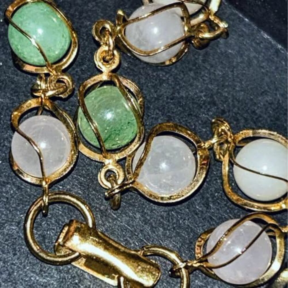 Vintage Gold Tone Multi-Color Jade Like Quartz Caged Link Bracelet